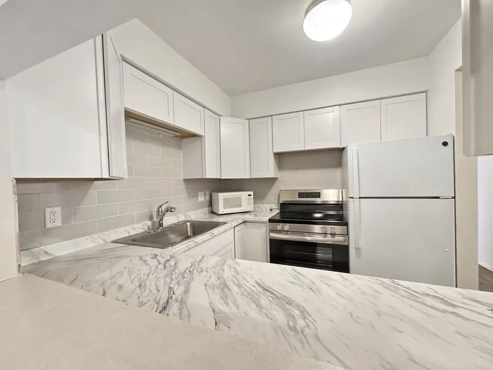 1210 Hi Stirrup #206 #UNIT 206 Horseshoe Bay, TX 78657