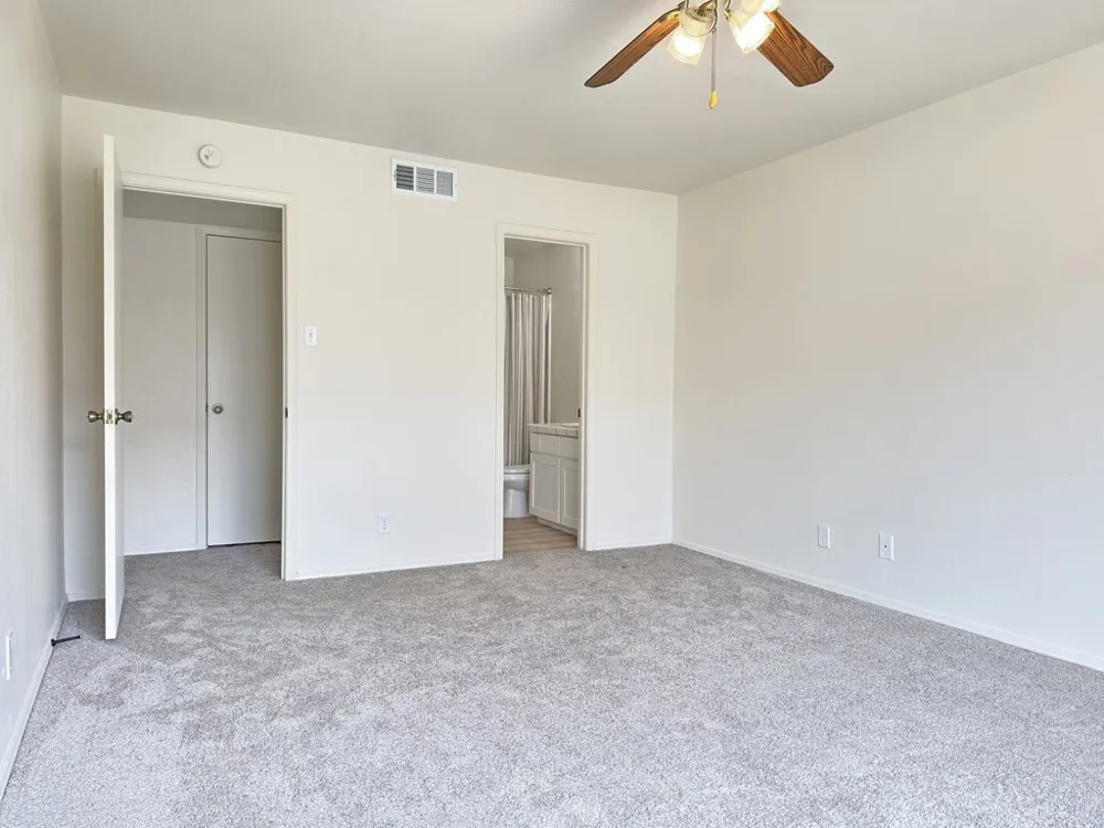 1210 Hi Stirrup #206 #UNIT 206 Horseshoe Bay, TX 78657