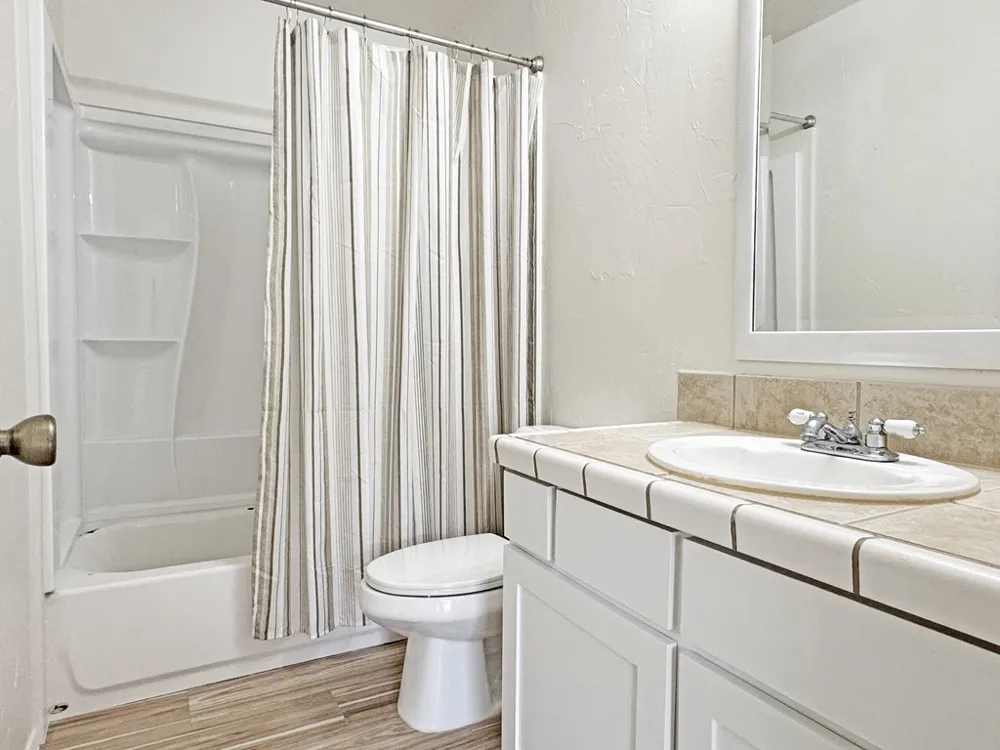 1210 Hi Stirrup #206 #UNIT 206 Horseshoe Bay, TX 78657