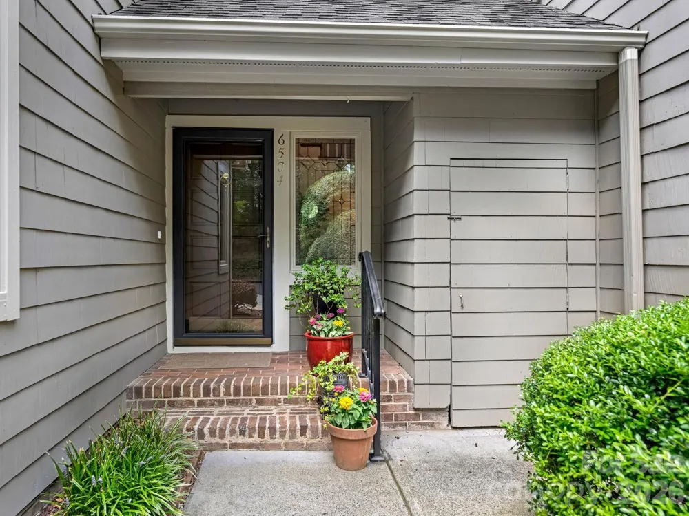 6504 Racquet Wood Court Charlotte, NC 28226