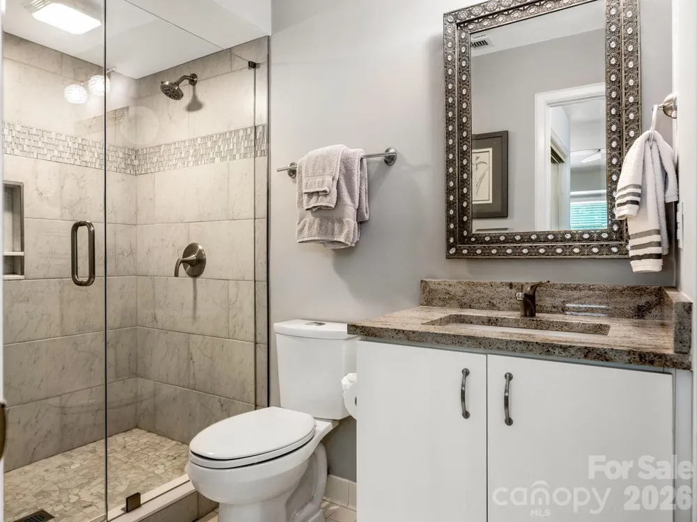 6504 Racquet Wood Court Charlotte, NC 28226