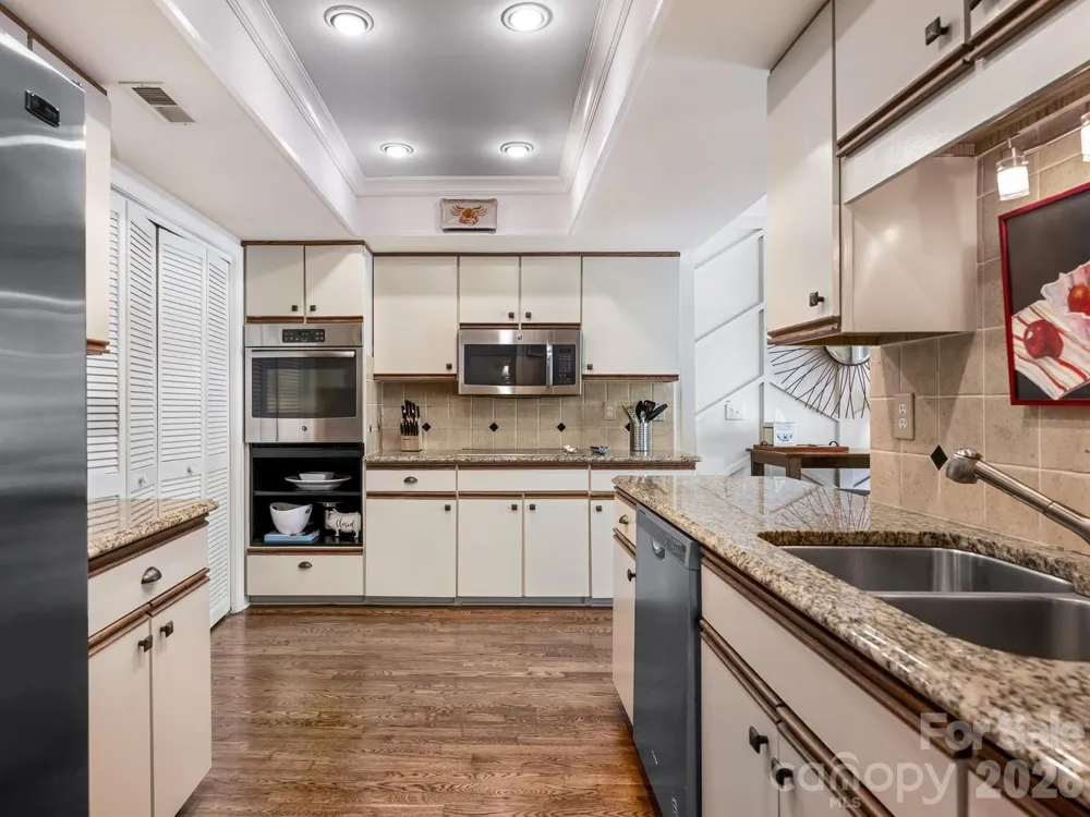 6504 Racquet Wood Court Charlotte, NC 28226