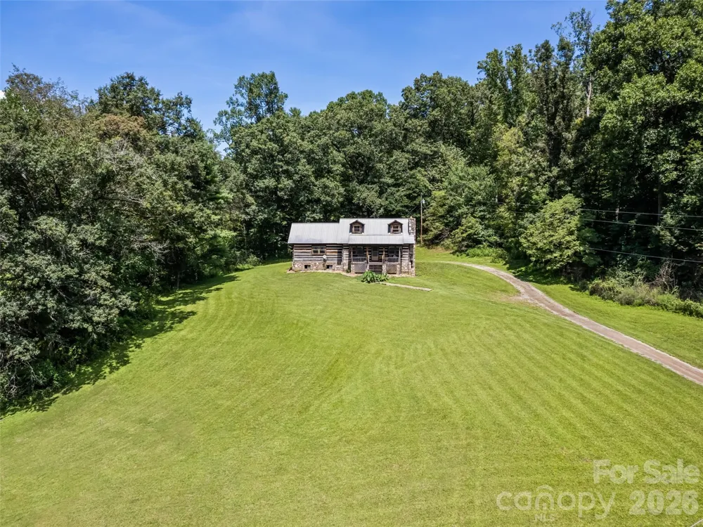 831 Qualla Road Waynesville, NC 28785
