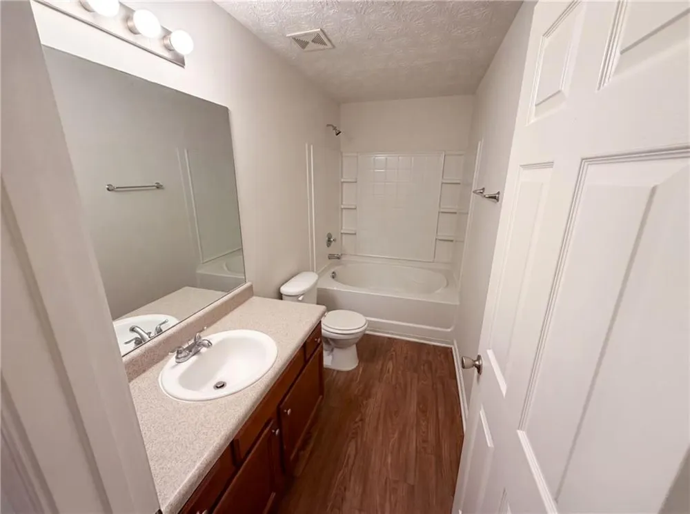 5747 Union Pointe Drive Union City, GA 30291