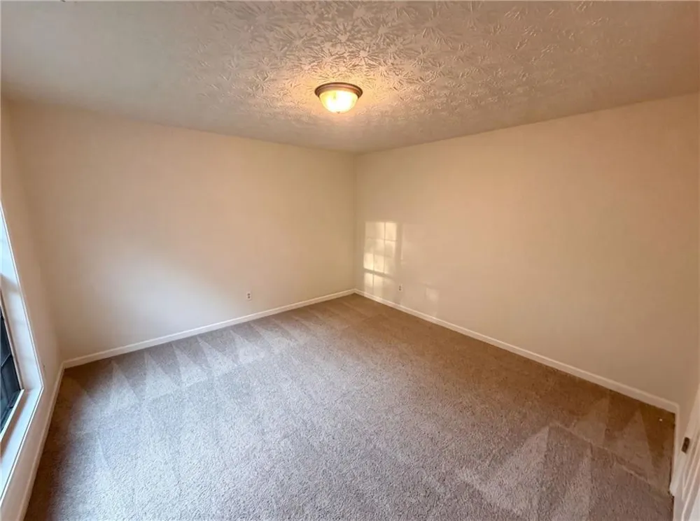 5747 Union Pointe Drive Union City, GA 30291