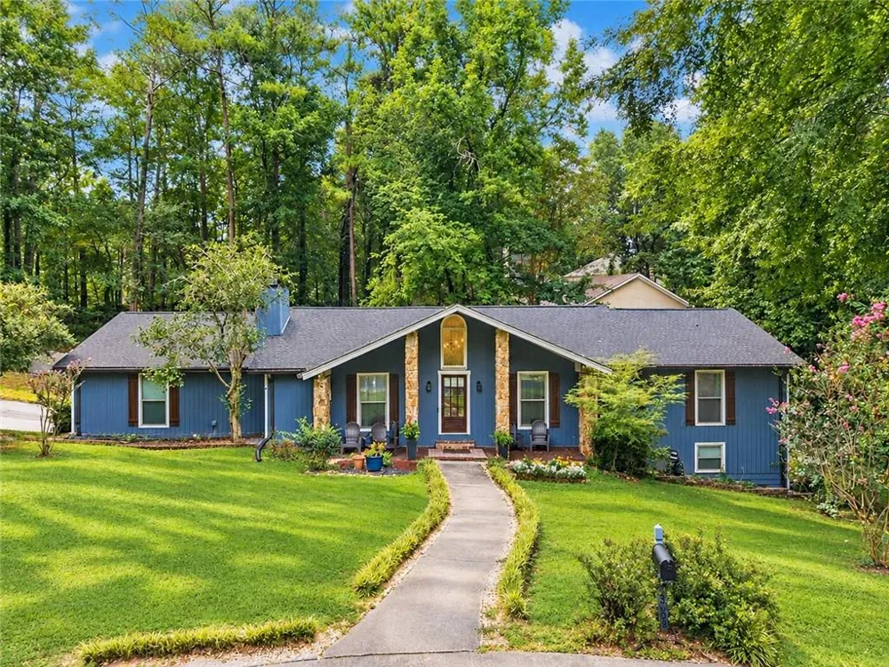 4358 Inverary Walk NE Roswell, GA 30075