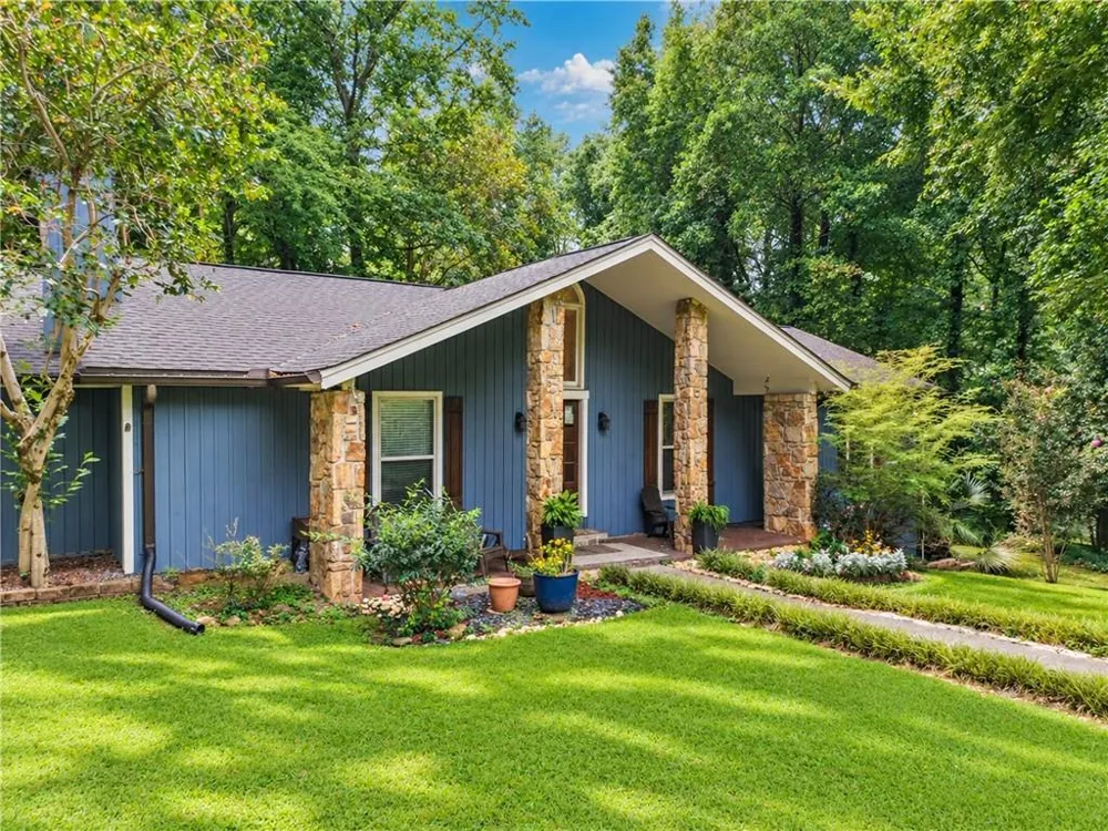 4358 Inverary Walk NE Roswell, GA 30075
