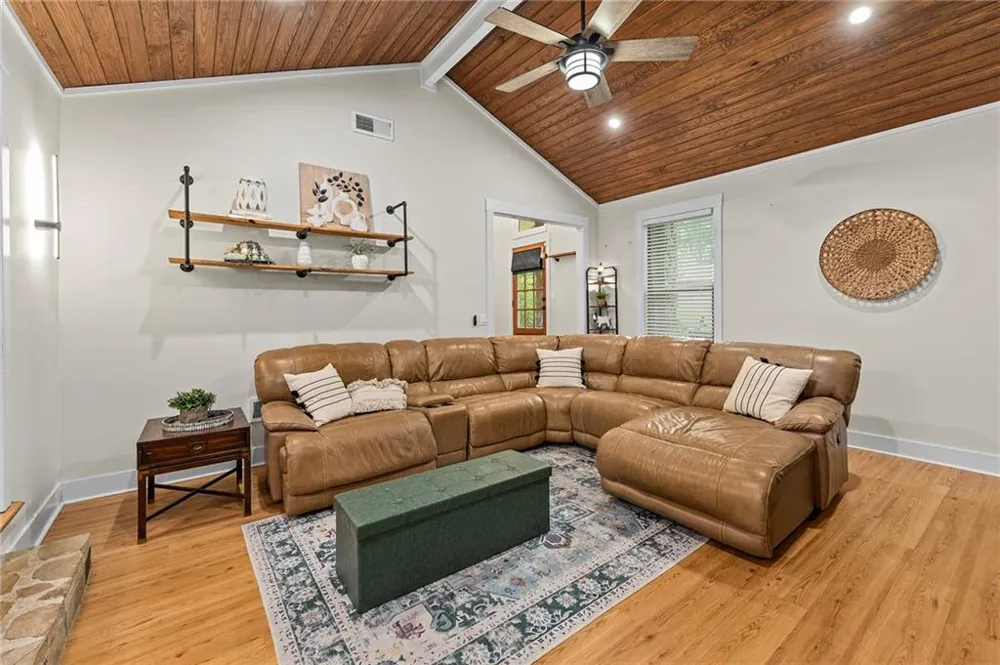 4358 Inverary Walk NE Roswell, GA 30075