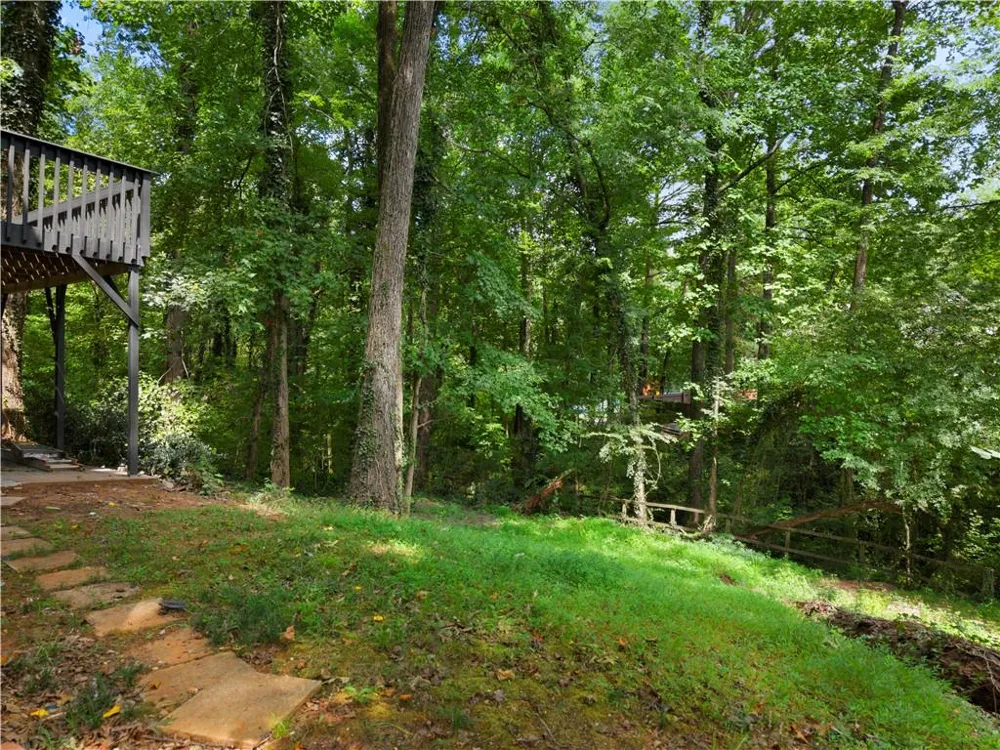 1860 Hickory Creek Court NW Acworth, GA 30102