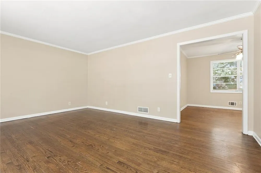 2909 Briarwood Boulevard East Point, GA 30344