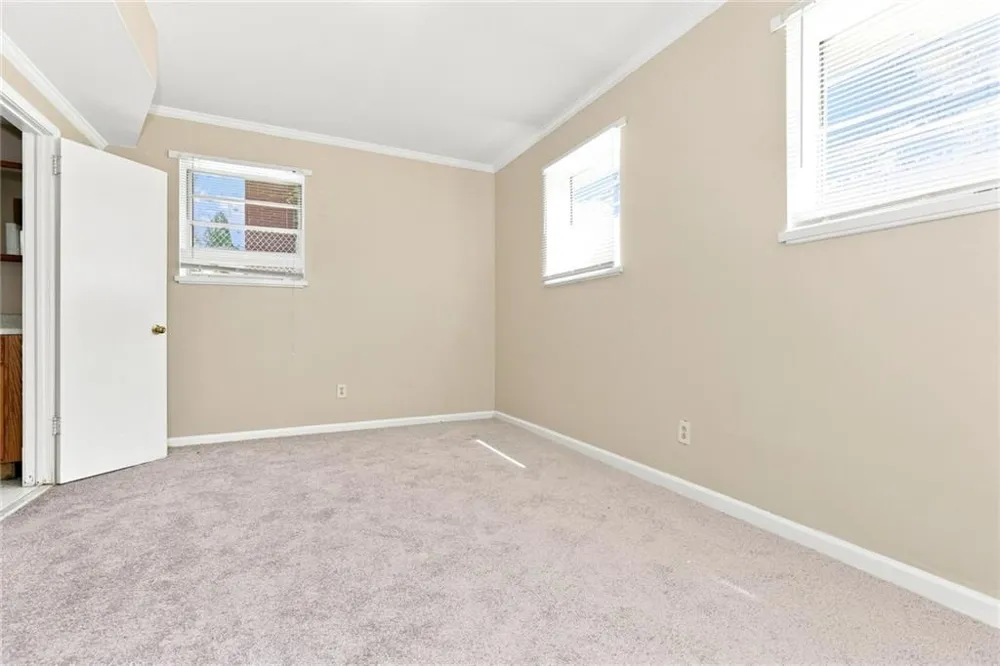 2909 Briarwood Boulevard East Point, GA 30344