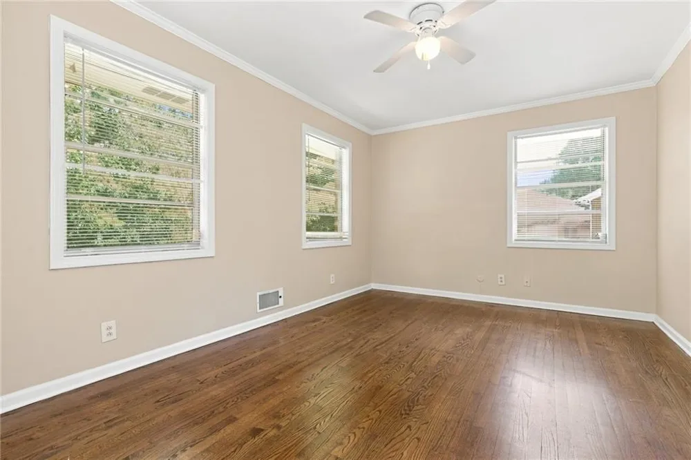2909 Briarwood Boulevard East Point, GA 30344