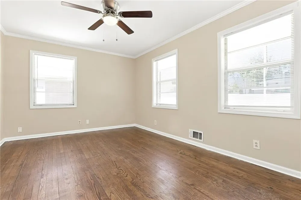2909 Briarwood Boulevard East Point, GA 30344