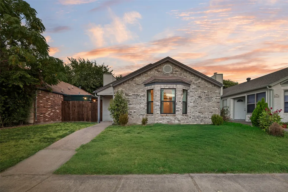 2816 Harvest Lake Drive Irving, TX 75060