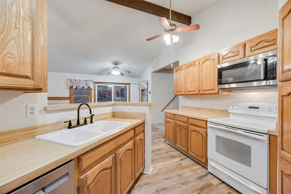 2816 Harvest Lake Drive Irving, TX 75060