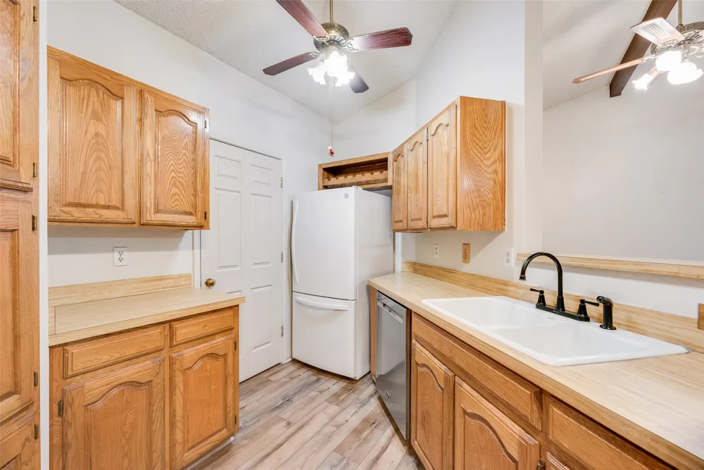 2816 Harvest Lake Drive Irving, TX 75060