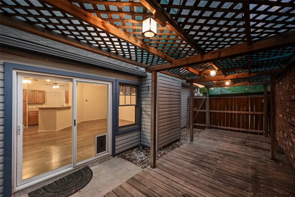 2816 Harvest Lake Drive Irving, TX 75060