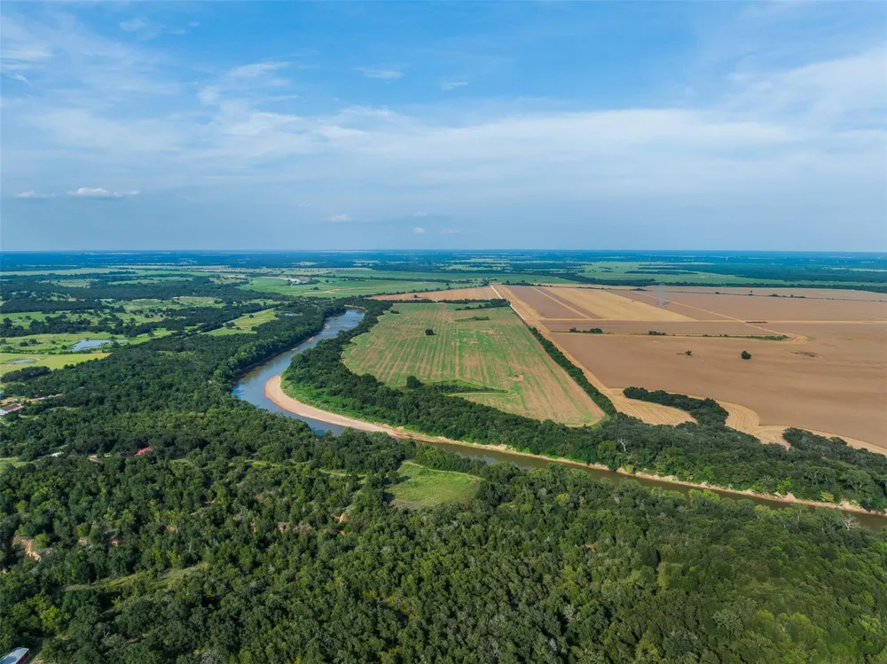 210 Black Bridge Road Calvert, TX 77837
