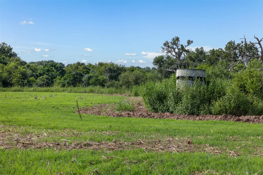 210 Black Bridge Road Calvert, TX 77837