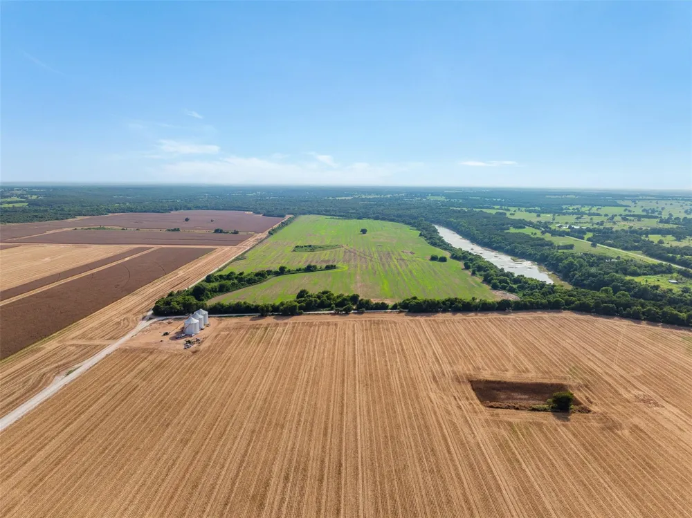 210 Black Bridge Road Calvert, TX 77837