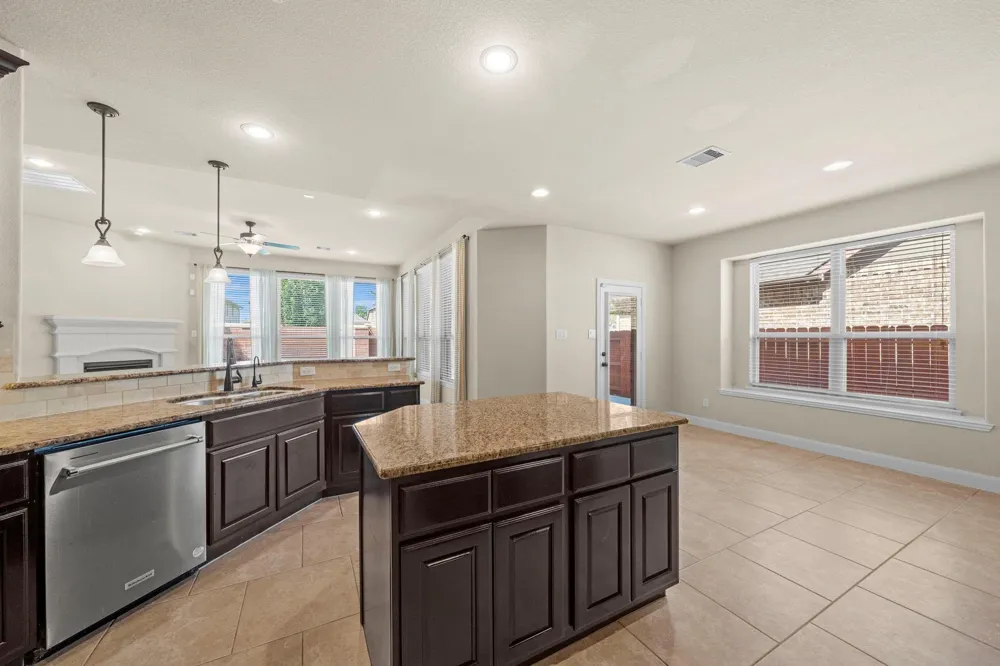 16902 Cook Landing Drive Richmond, TX 77407