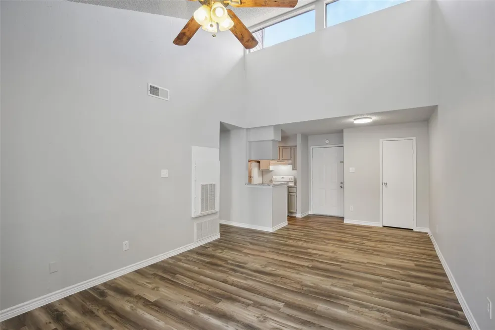 13155 Walden Road #212 Montgomery, TX 77356