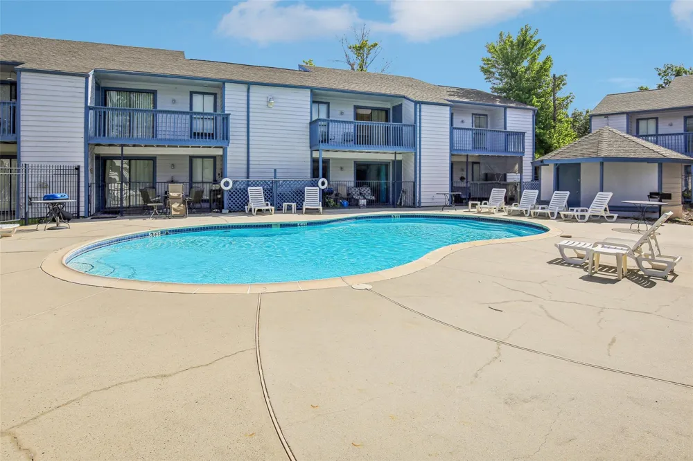 13155 Walden Road #212 Montgomery, TX 77356