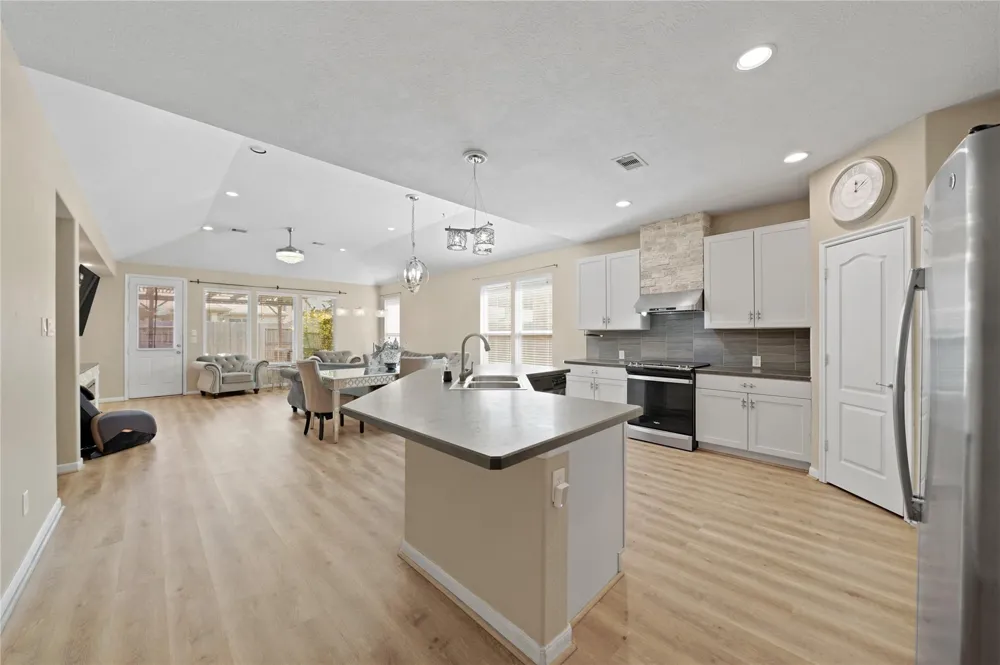 11022 Jacob Crossing Drive Richmond, TX 77406