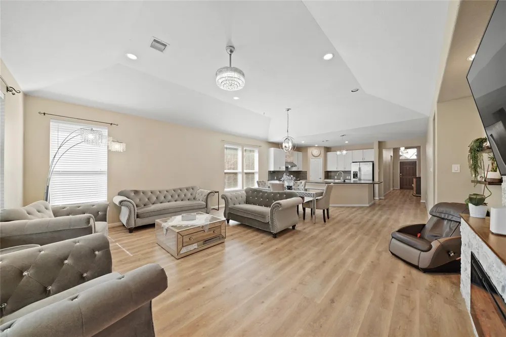 11022 Jacob Crossing Drive Richmond, TX 77406