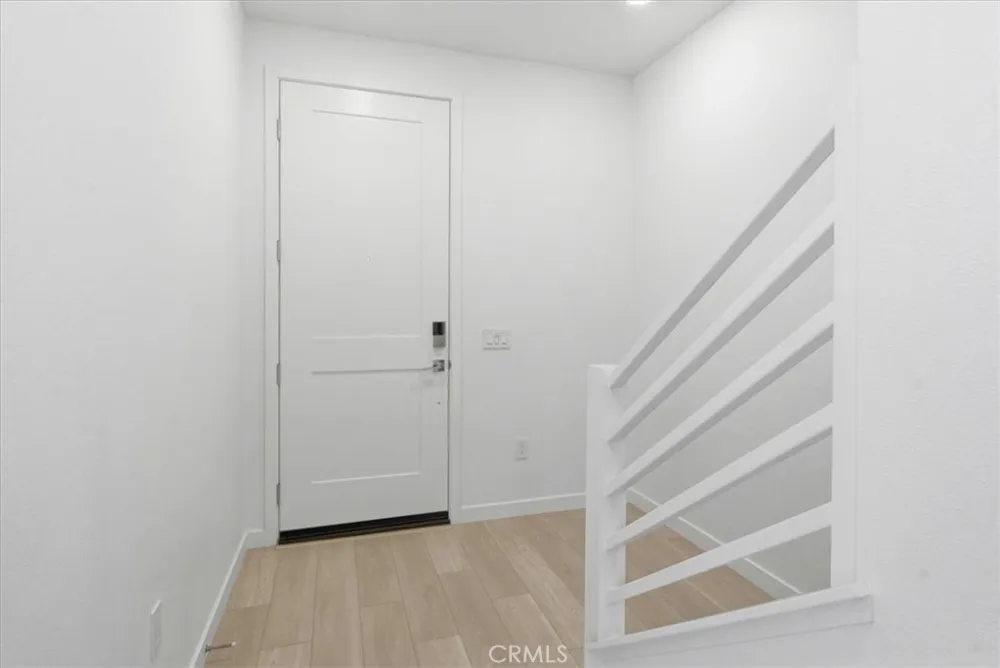27308 Bear Creek Lane Valencia, CA 91381