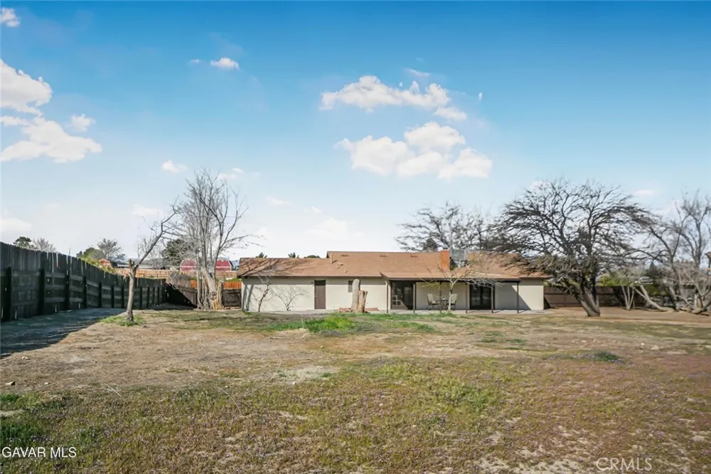 37324 97th Street East Littlerock, CA 93543