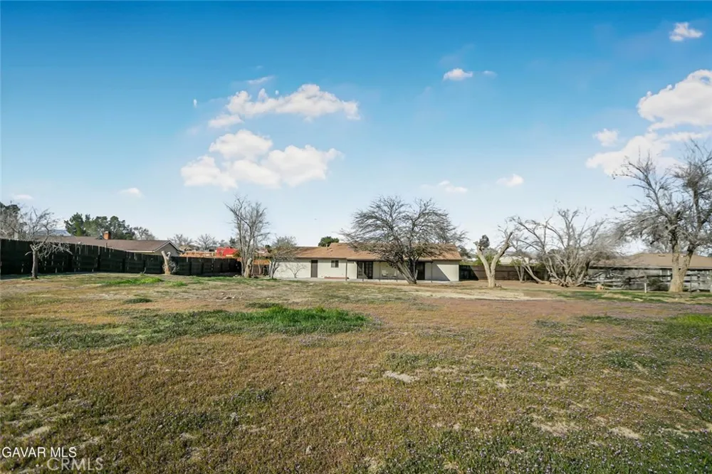37324 97th Street East Littlerock, CA 93543