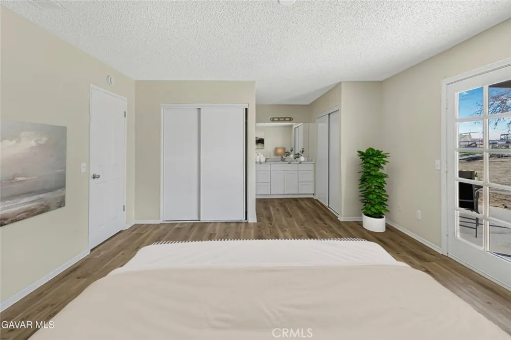 37324 97th Street East Littlerock, CA 93543