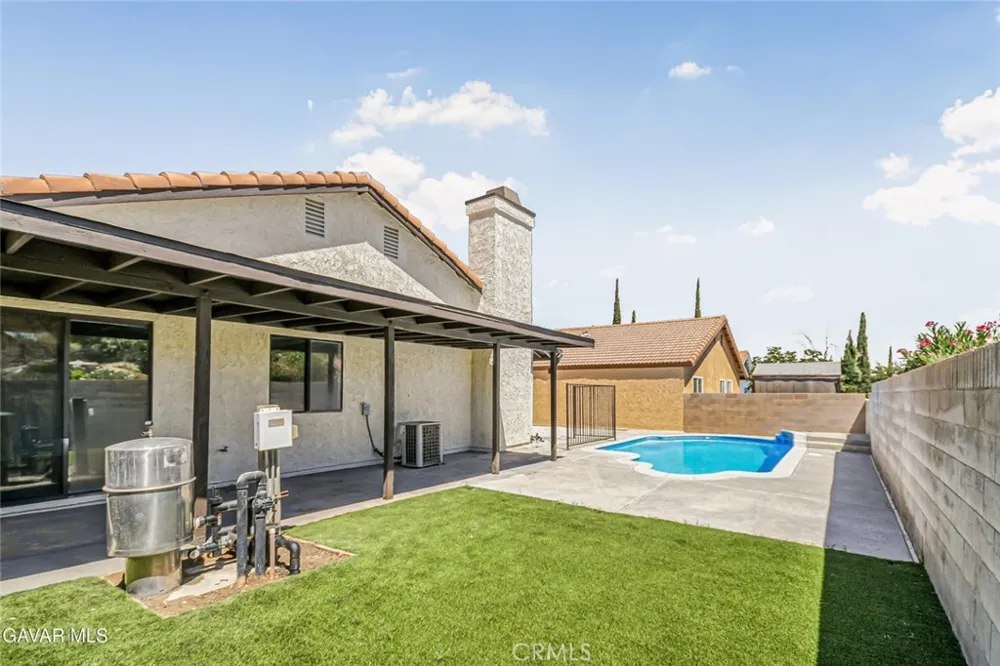 37456 Lilacview Avenue Palmdale, CA 93550