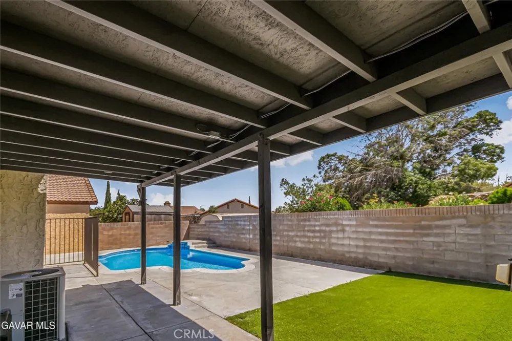 37456 Lilacview Avenue Palmdale, CA 93550