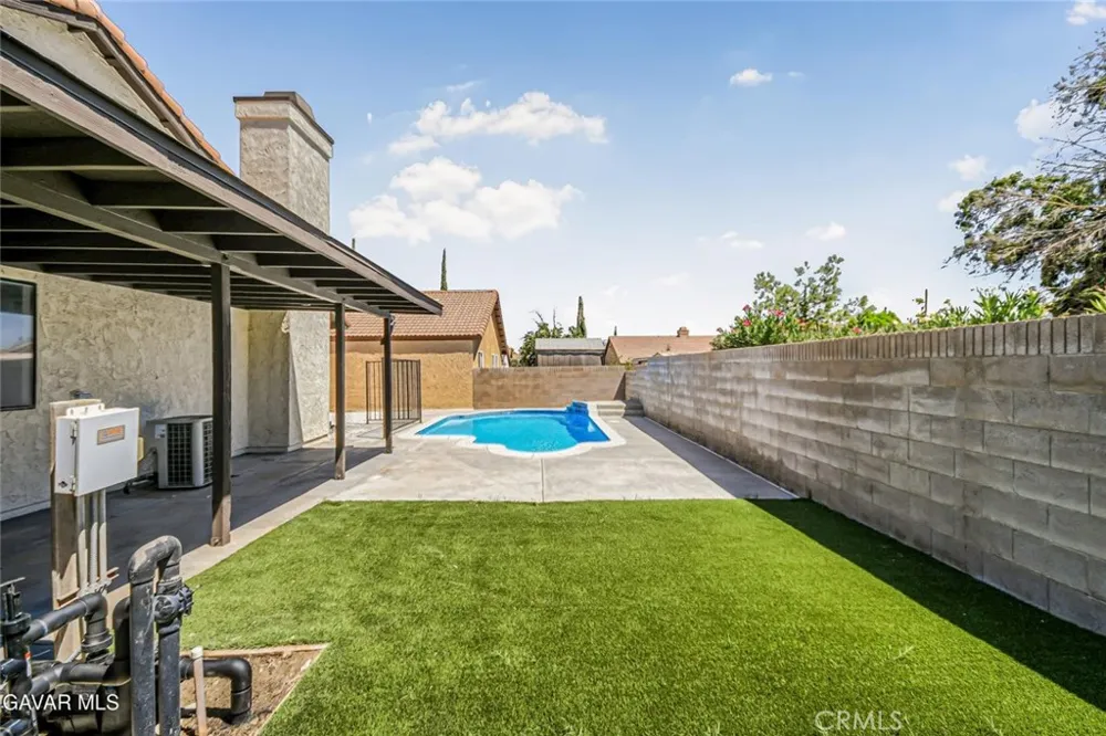 37456 Lilacview Avenue Palmdale, CA 93550