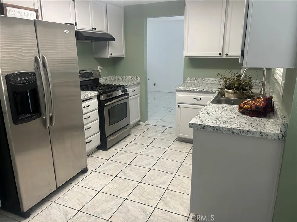 38257 San Mateo Palmdale, CA 93551
