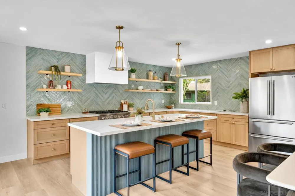 5295 Joan Ct San Diego, CA 92115