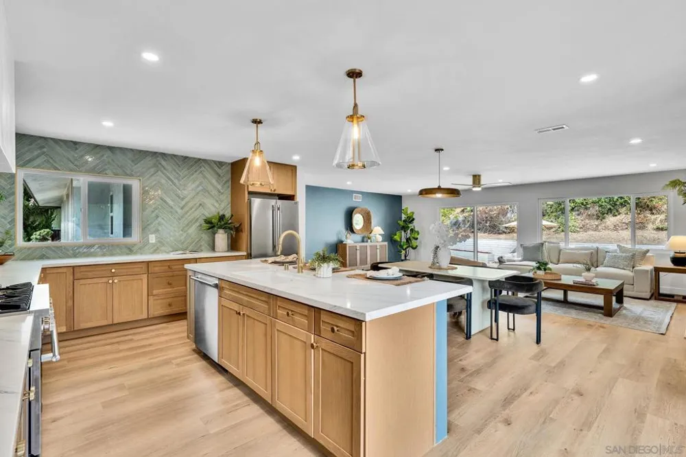 5295 Joan Ct San Diego, CA 92115