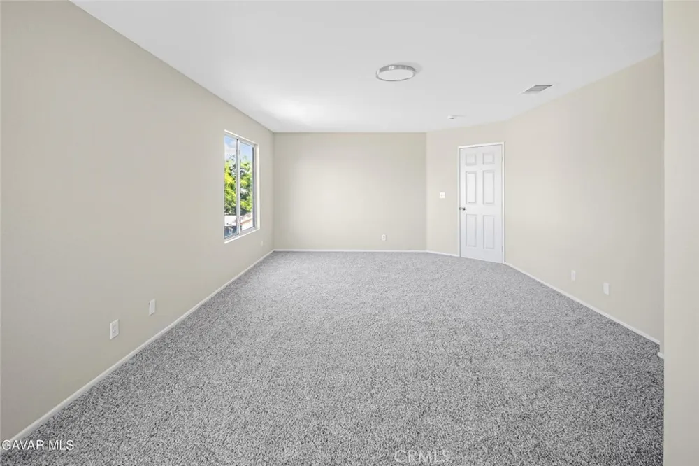 2116 Knollwood Court Court Rosamond, CA 93560