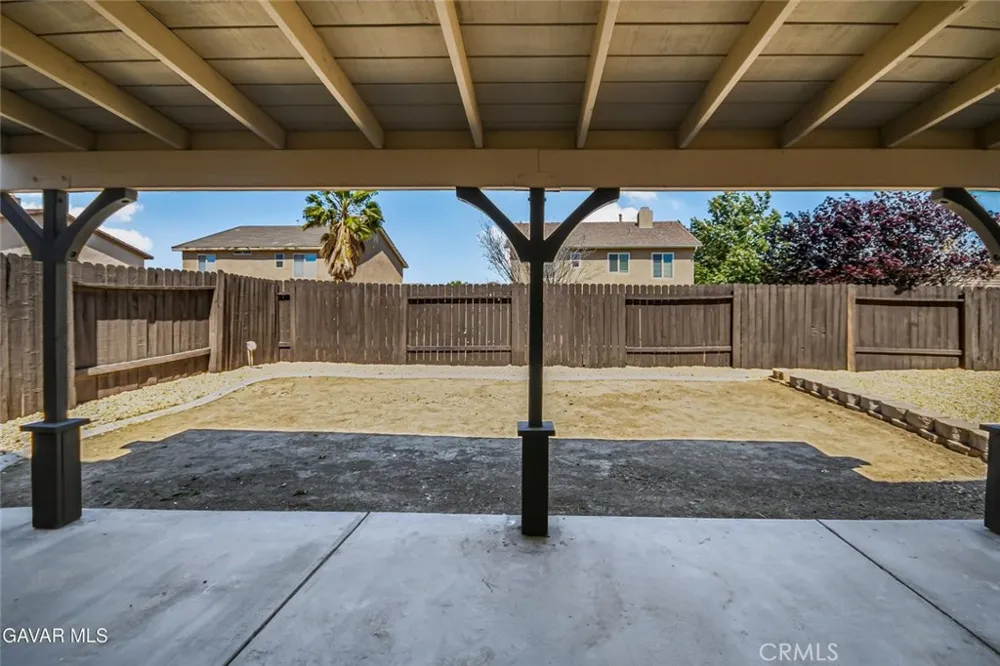 2116 Knollwood Court Court Rosamond, CA 93560