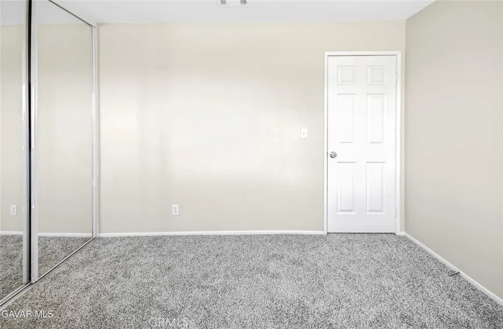 2116 Knollwood Court Court Rosamond, CA 93560