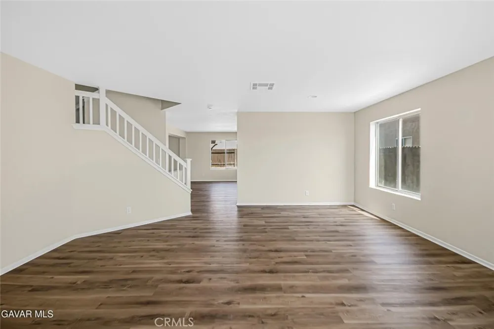 2116 Knollwood Court Court Rosamond, CA 93560