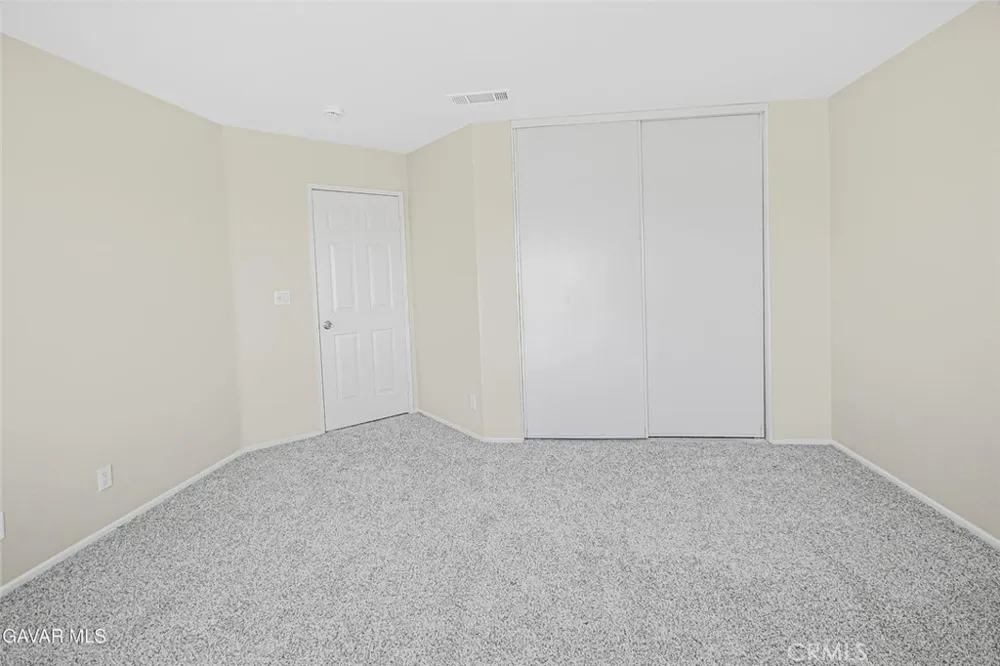 2116 Knollwood Court Court Rosamond, CA 93560