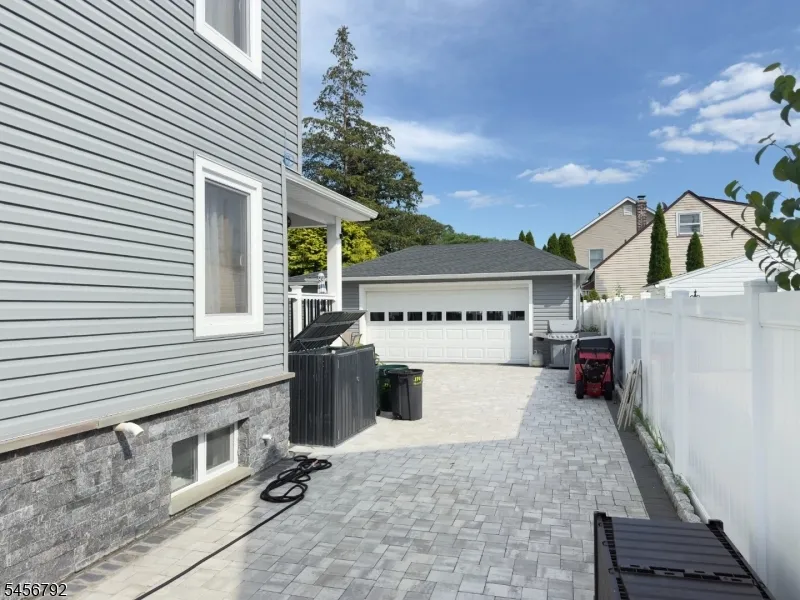 170 Mount Pleasant Ave Wallington, NJ 07057