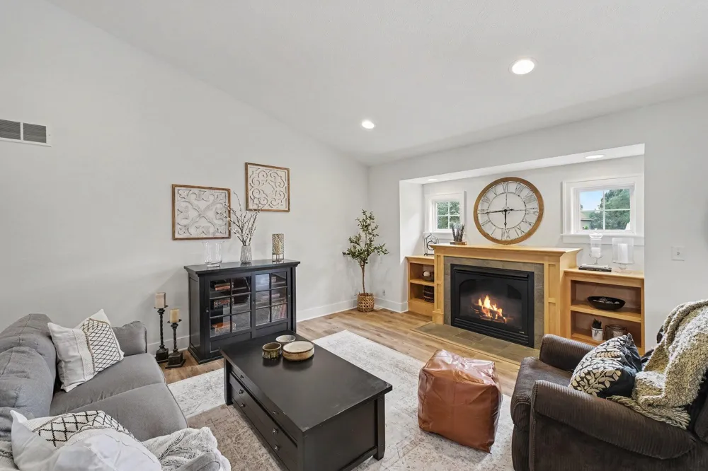 4290 Oak Meadow Drive Hudsonville, MI 49426