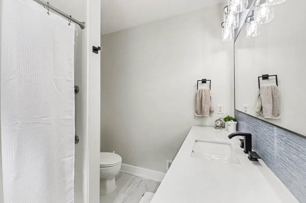 4290 Oak Meadow Drive Hudsonville, MI 49426