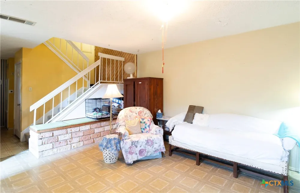 8340 Fathom Circle #504 Austin, TX 78750