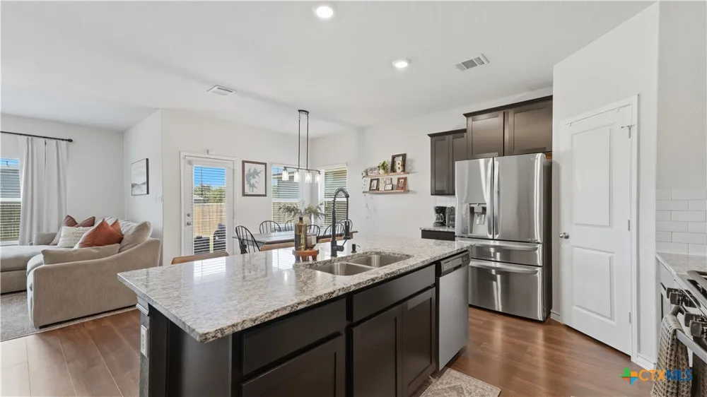 541 Blue Stem Road New Braunfels, TX 78130