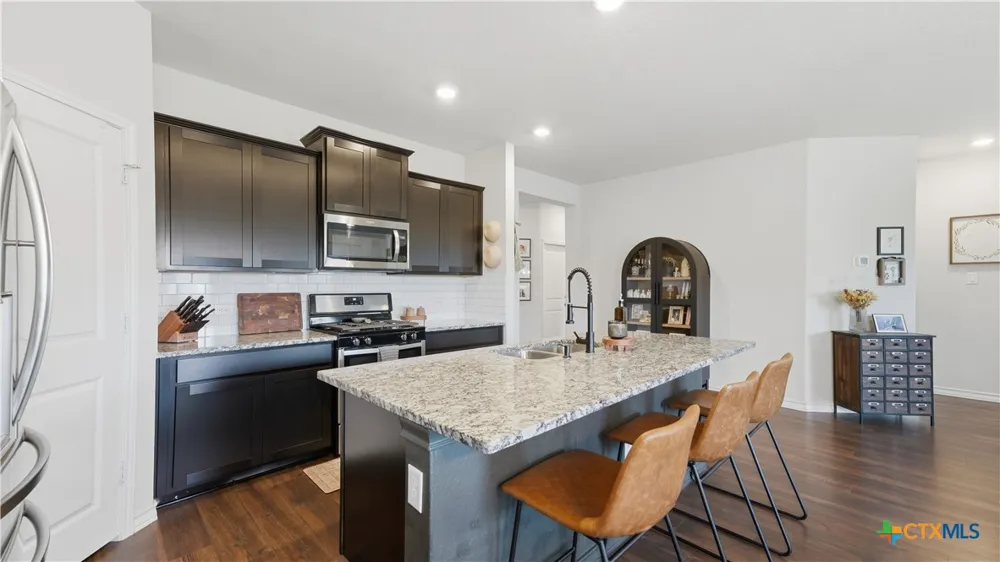 541 Blue Stem Road New Braunfels, TX 78130